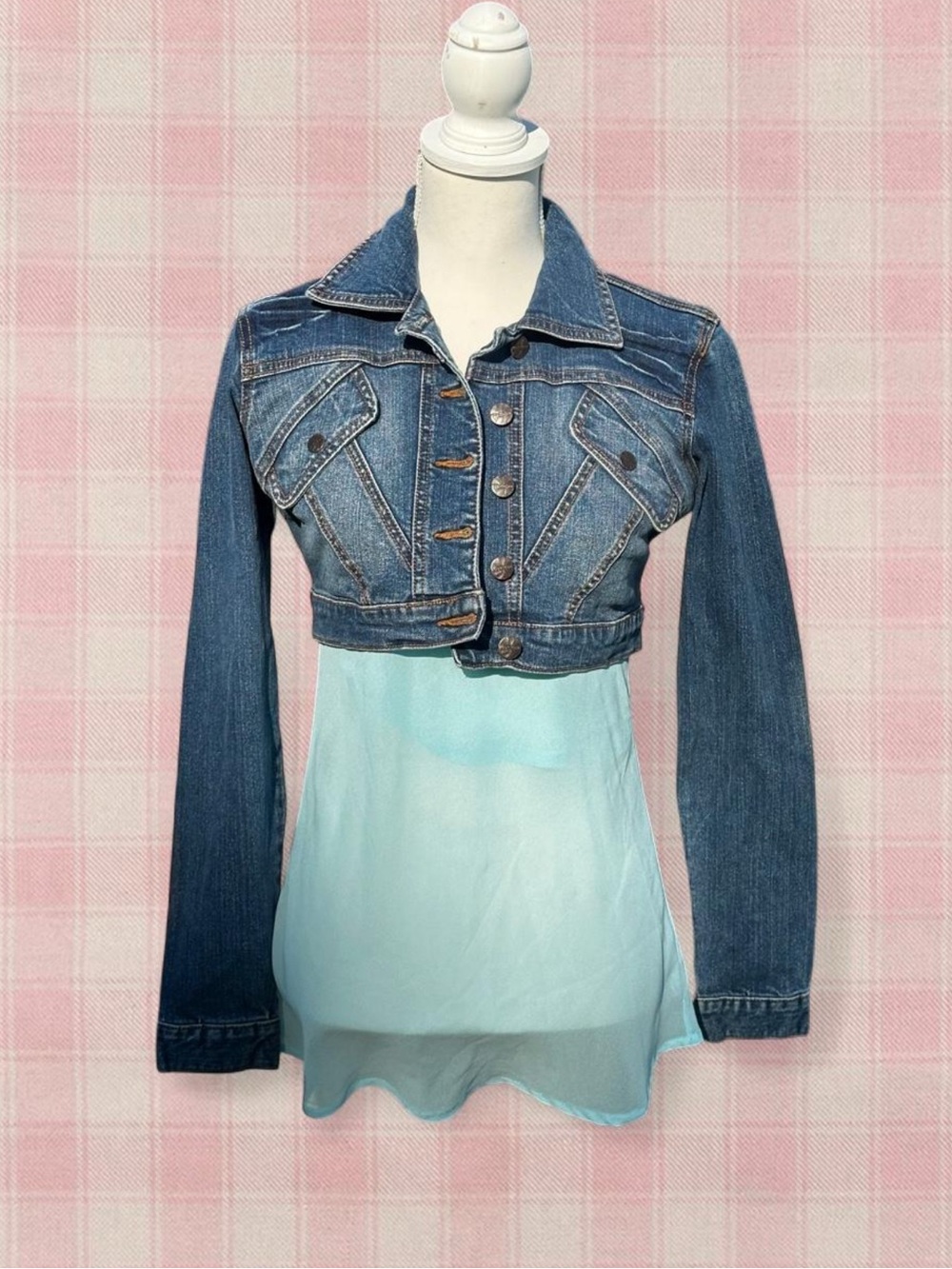 Classic Cropped Denim Jacket - Blue
